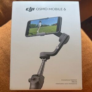 DJI Osmo Mobile 6 in Black